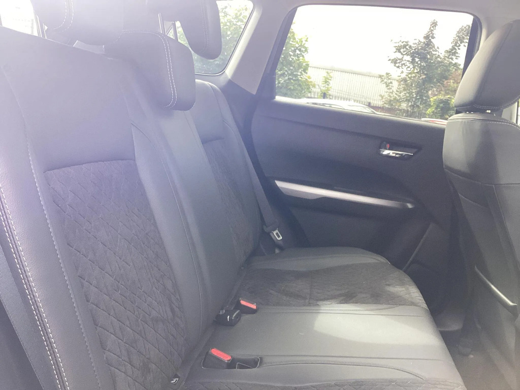 Suzuki Vitara 2023 23 Sz5  #40
