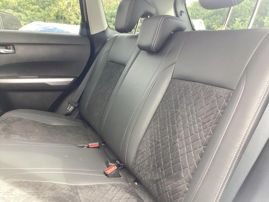 Suzuki Vitara 2023 23 Sz5  #38