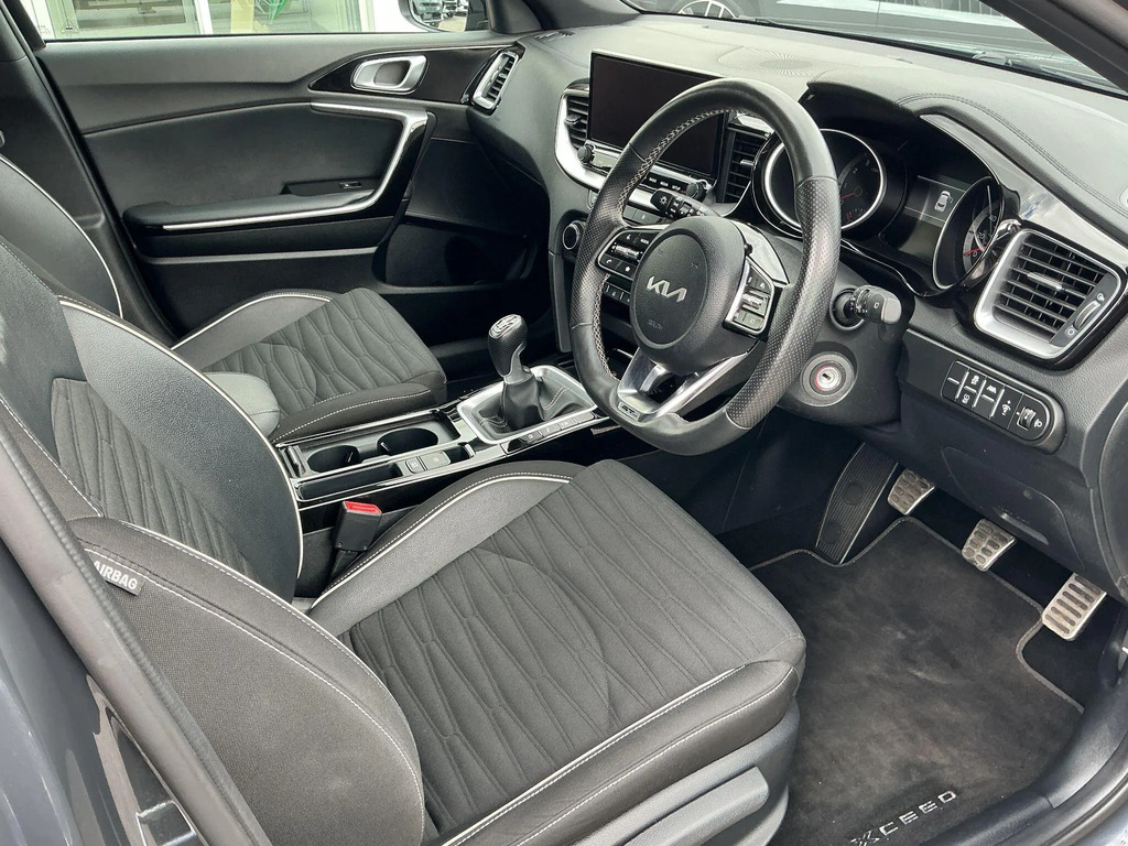 Kia Xceed 1.5T Gdi Isg 3 Red #14