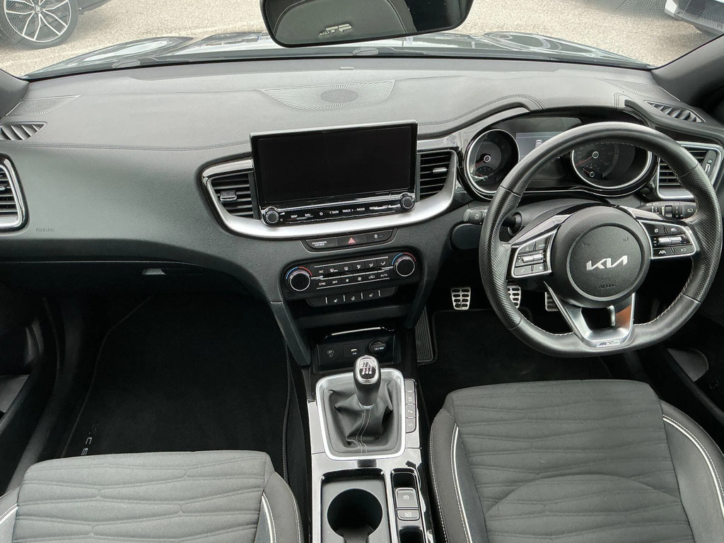 Kia Xceed 1.5T Gdi Isg 3 Red #17