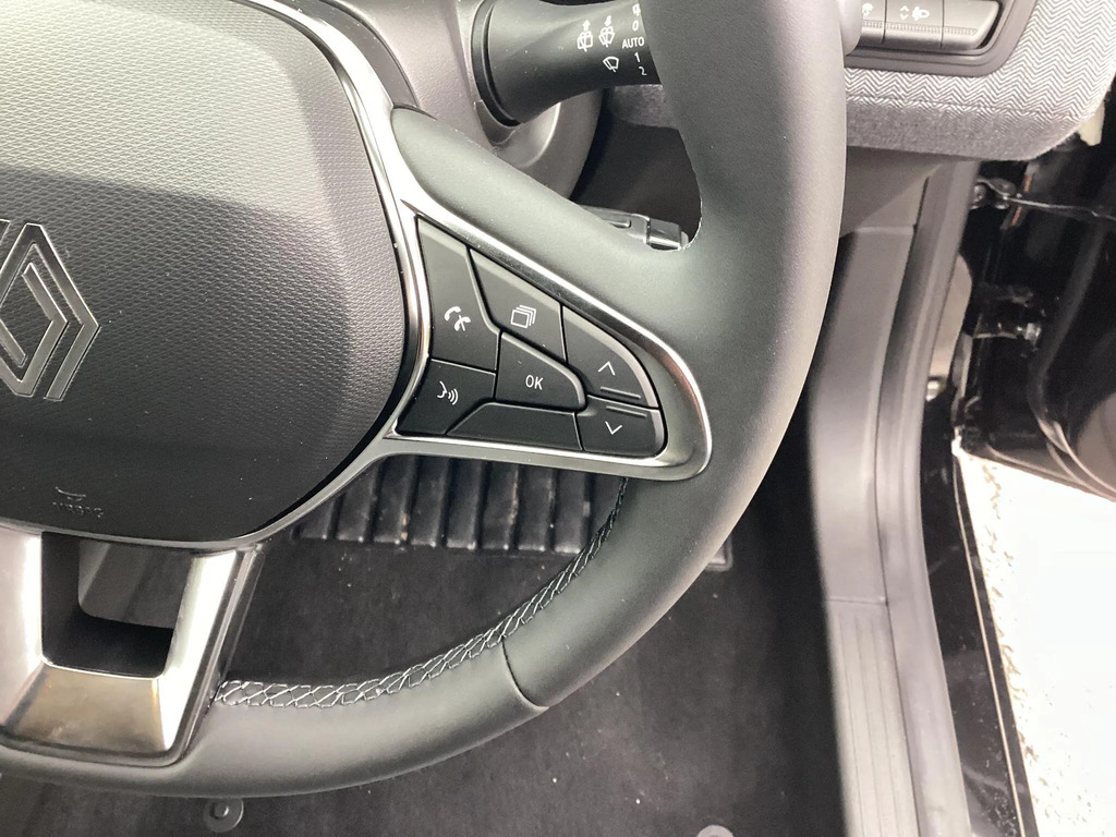Renault Clio Clio 1.0 Tce 90 Techno Esprit Alpine Hatchback Black #28