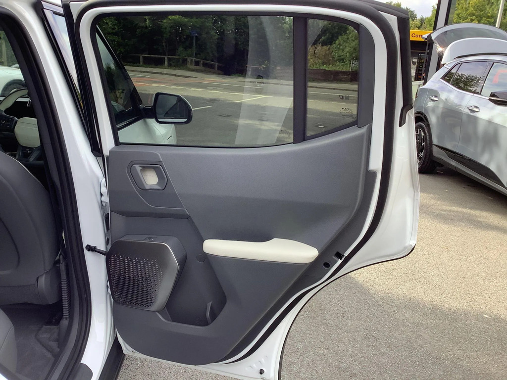Kia EV2 107Kw First Edition 42Kwh Black #23
