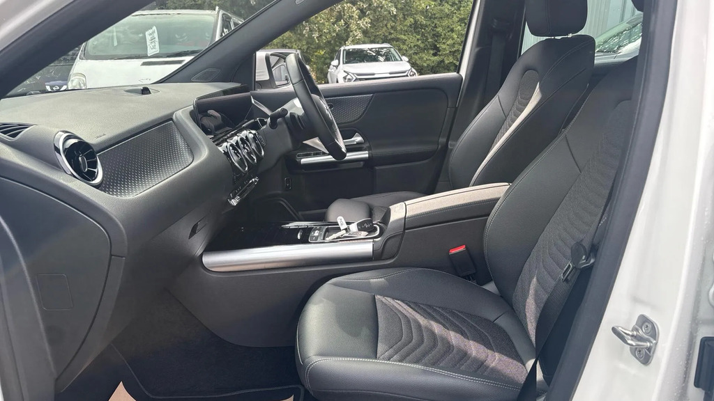 Mercedes-Benz GLA Class Suv Red #31