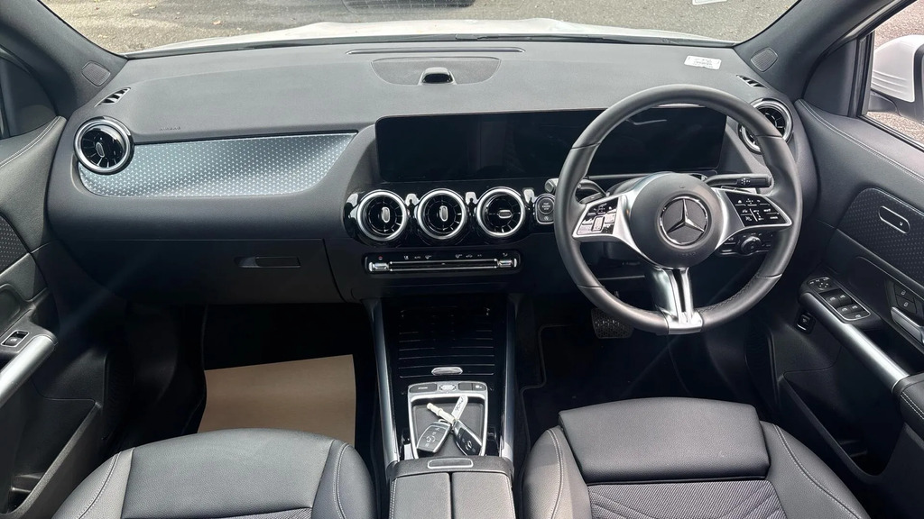 Mercedes-Benz GLA Class 1.3 Gla200 Mhev Sport Executive 7G-dct Euro 6 S  #4