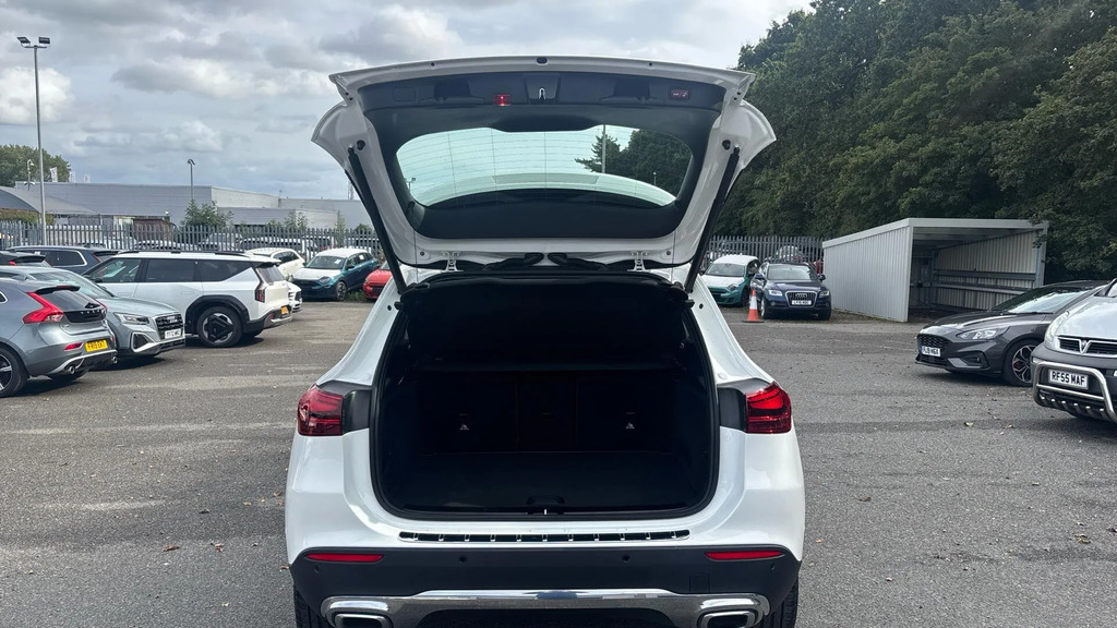Mercedes-Benz GLA Class Suv Red #12