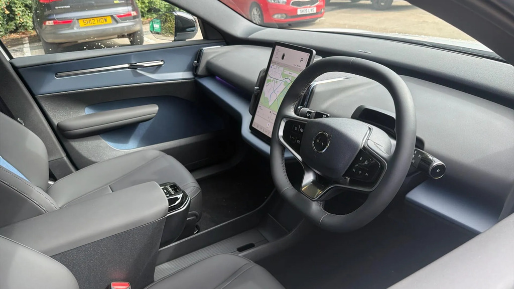 Volvo EX30 P5 Long Range 69Kwh Plus #4