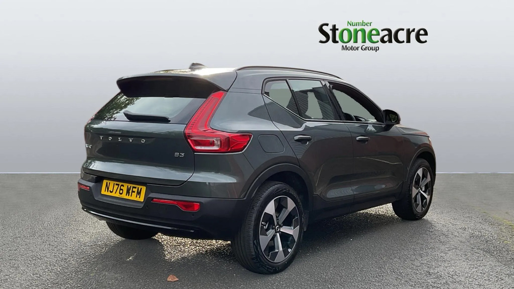 Volvo XC40 2.0 B3p Plus Dark  #2