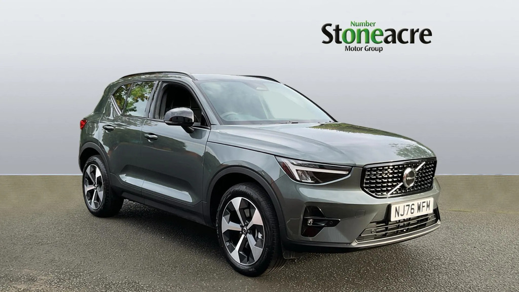 Volvo XC40 2.0 B3p Plus Dark 