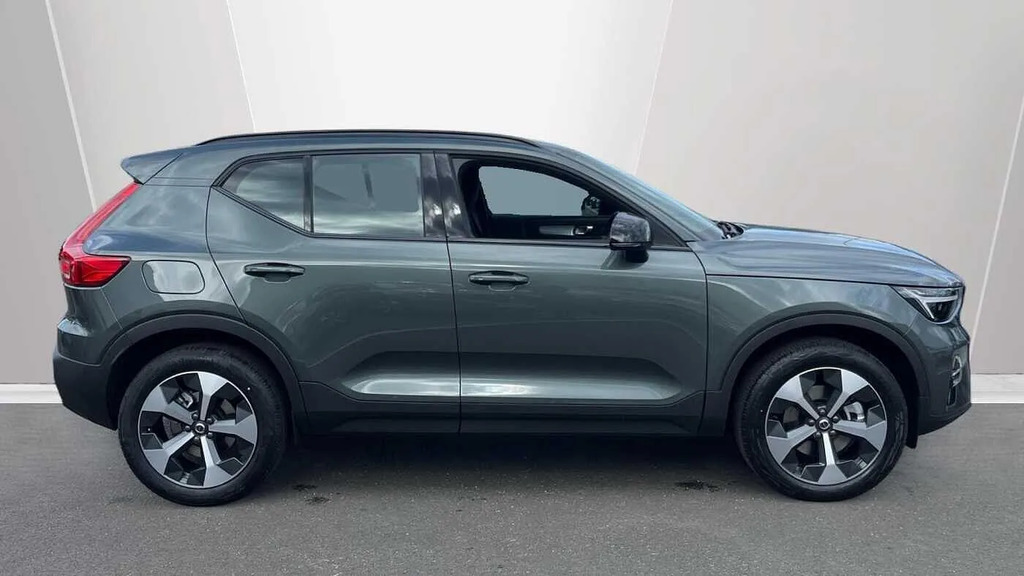 Volvo XC40 2.0 B3p Plus Dark  #3