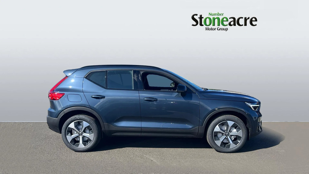 Volvo XC40 2.0 B3p Plus Dark  #3