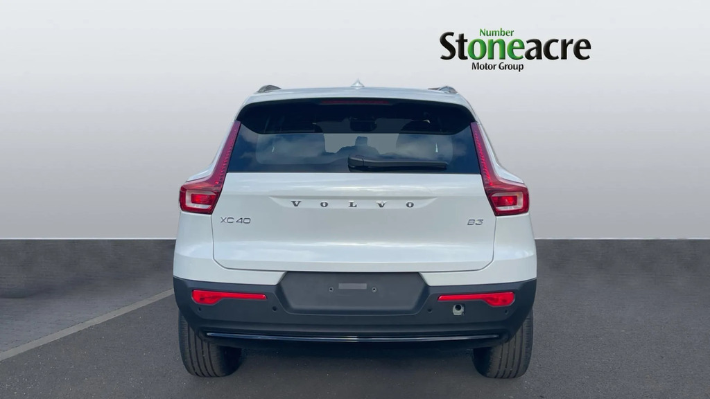 Volvo XC40 2.0 B3p Plus Dark  #6