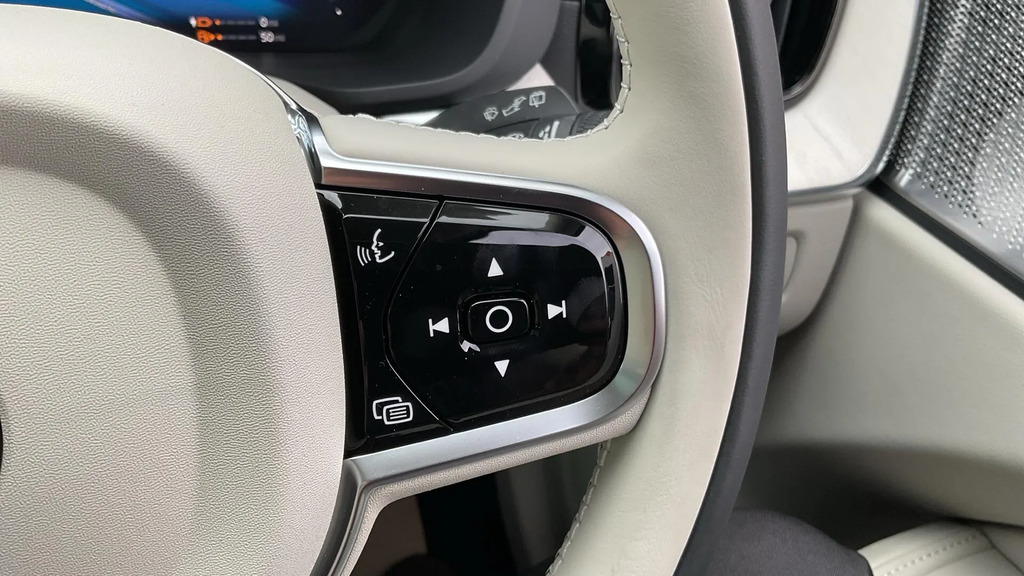 Volvo XC60 Ultra #20