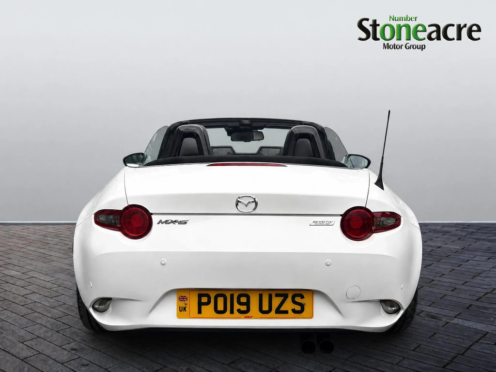 Mazda MX-5 1.5 Skyactiv-g Sport Nav Euro 6 White #4