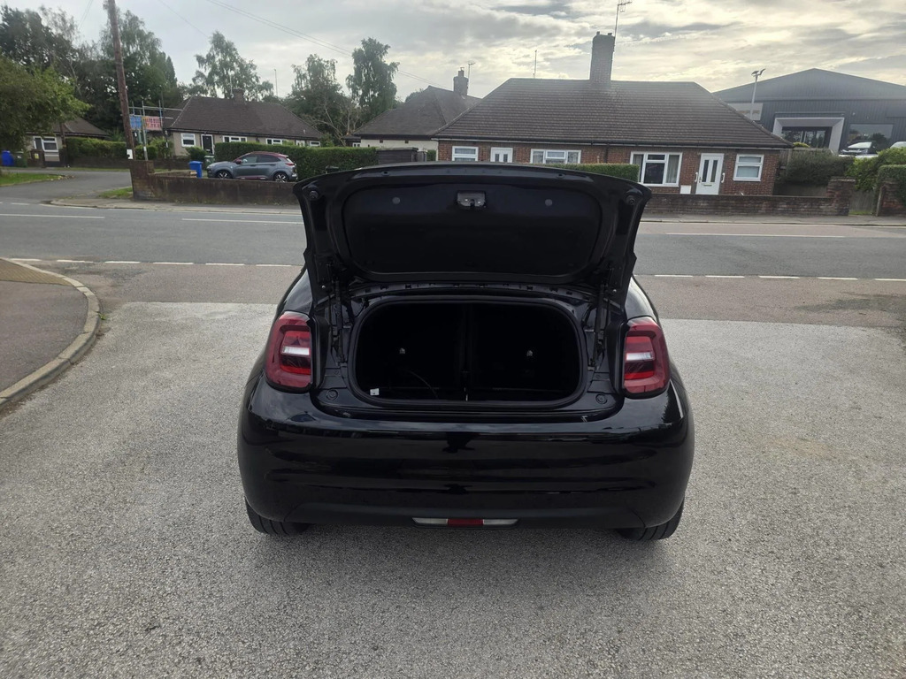 Fiat 500E C 42Kwh Red Red #9