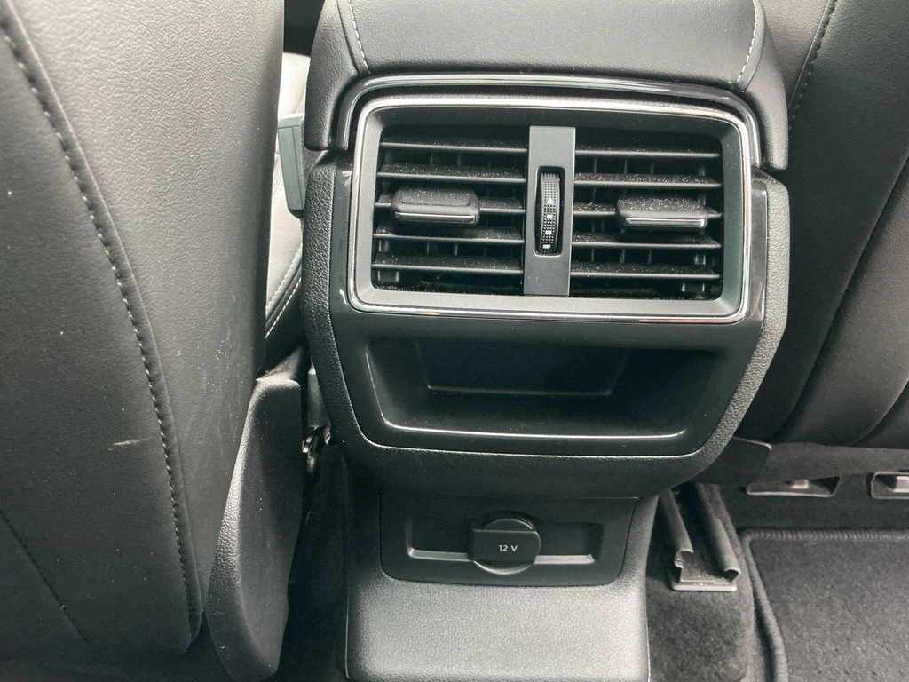 Skoda Karoq Se Technology Black #31
