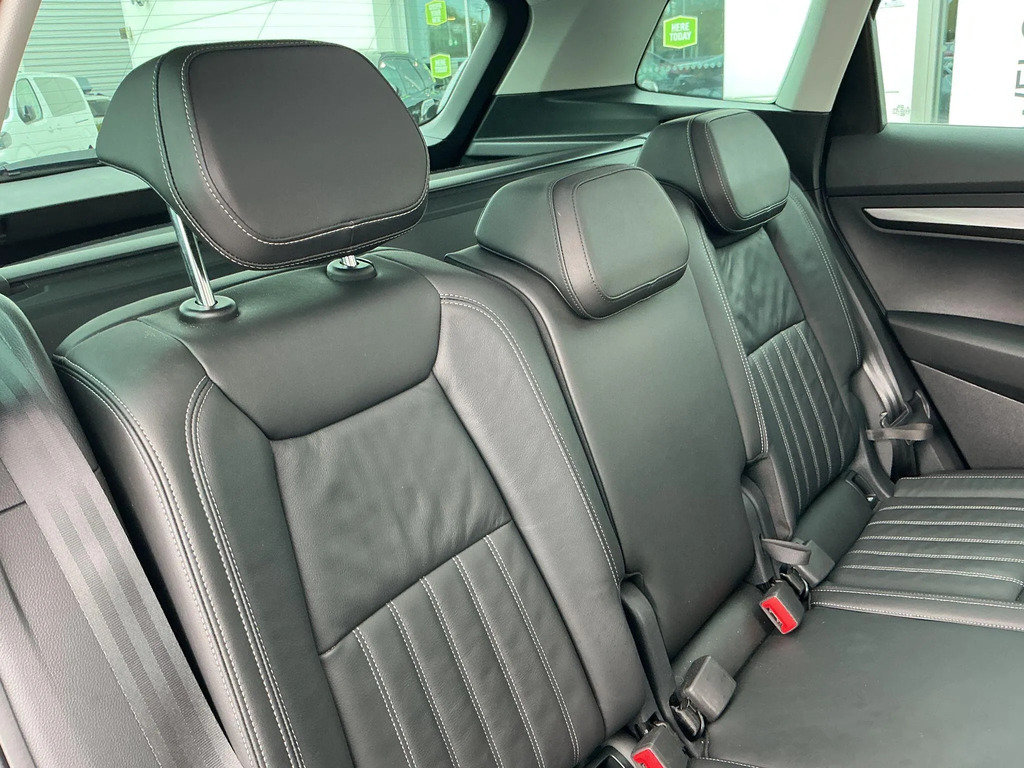 Skoda Karoq Se Technology Black #22
