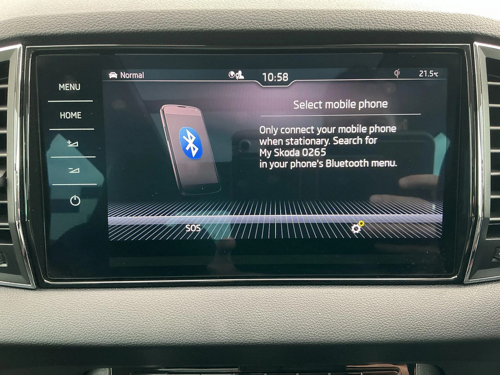 Skoda Karoq Se Technology Black #38