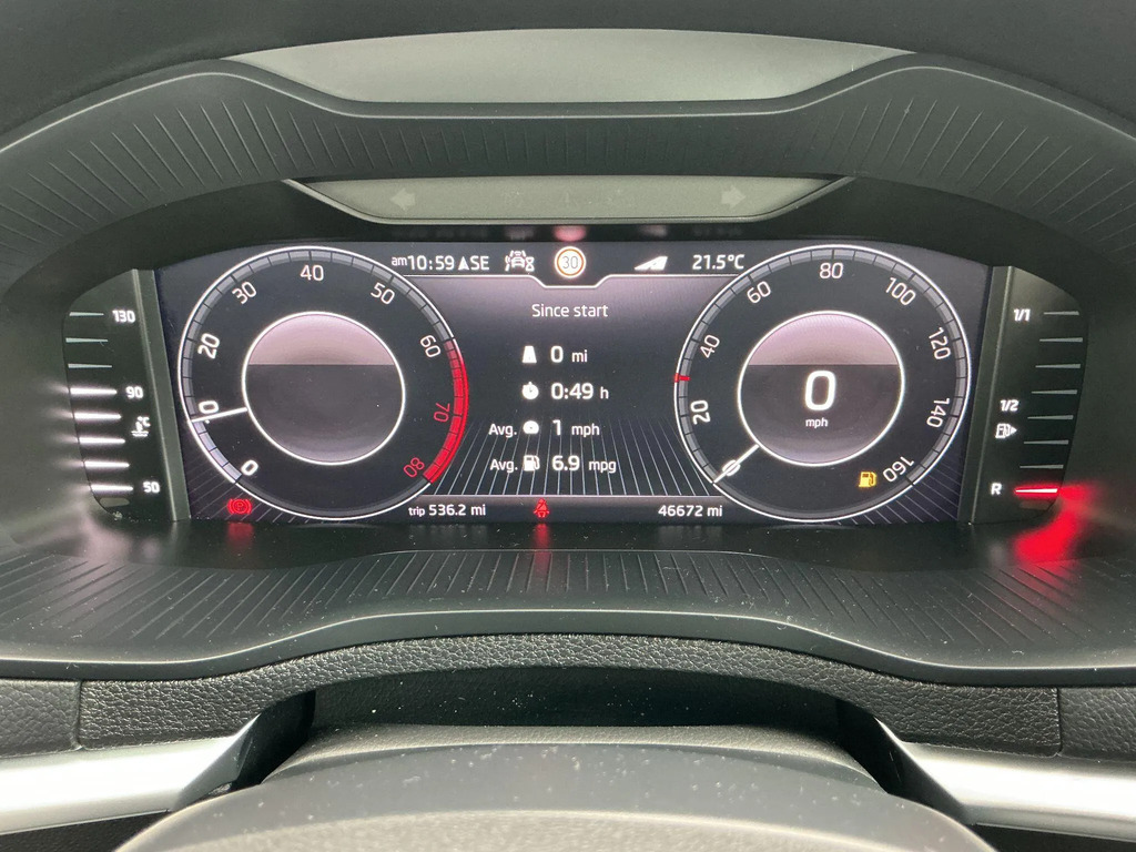 Skoda Karoq Se Technology Black #42