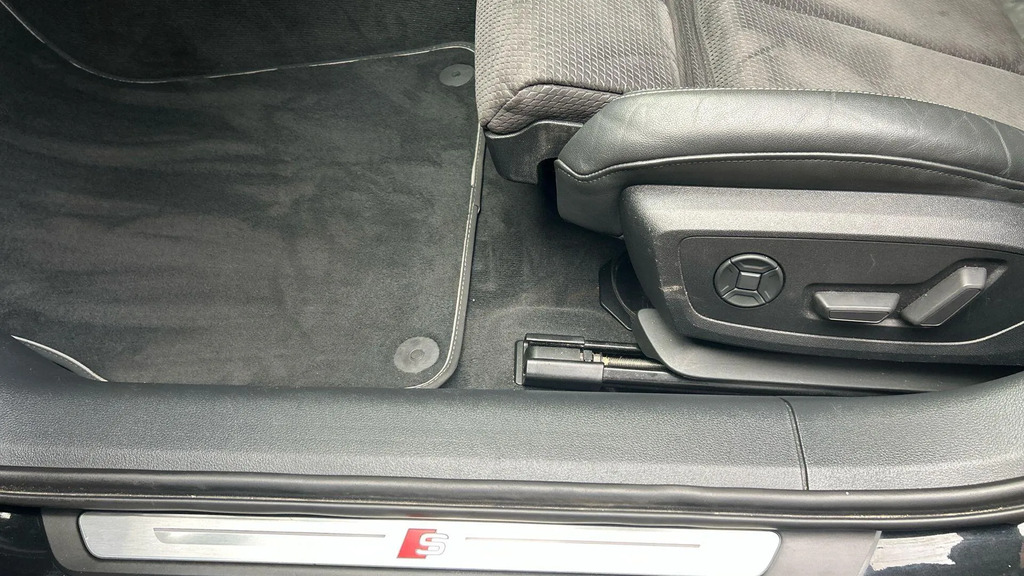 Audi A6 Saloon Tdi 40 S Line Black #40