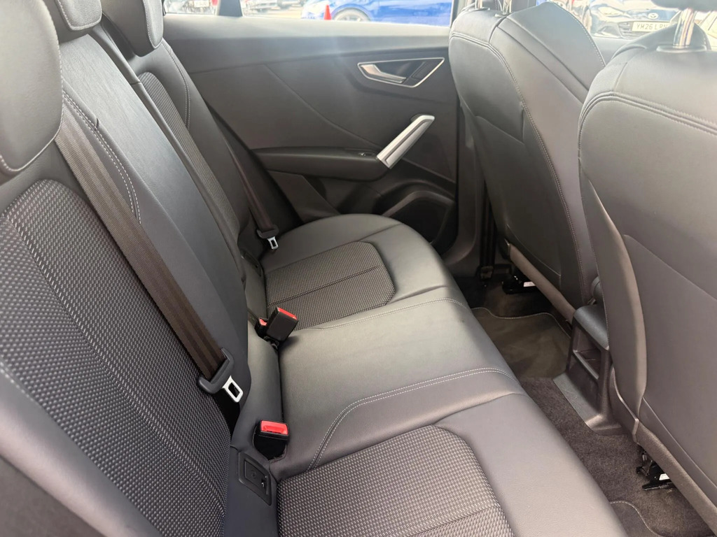 Audi Q2 35 Tfsi S Line White #9