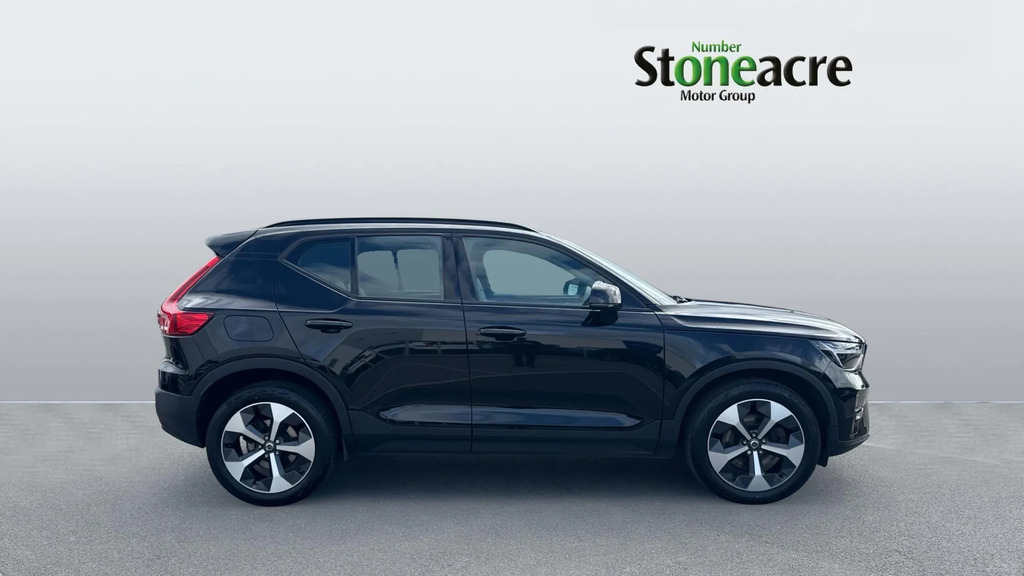 Volvo XC40 2.0 B3p Plus Dark #2