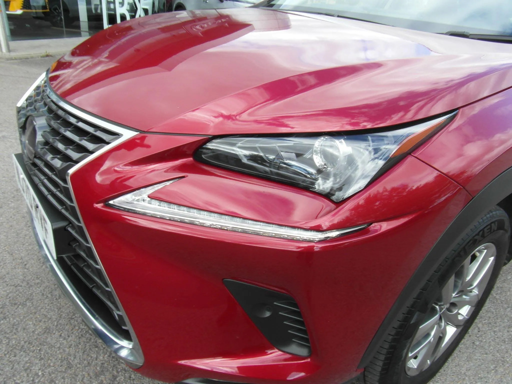 Lexus NX 2.5 300H 195 Bhp White #32