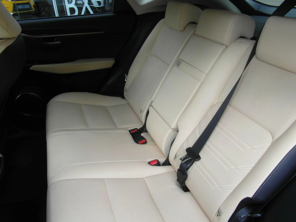 Lexus NX 2.5 300H 195 Bhp White #9