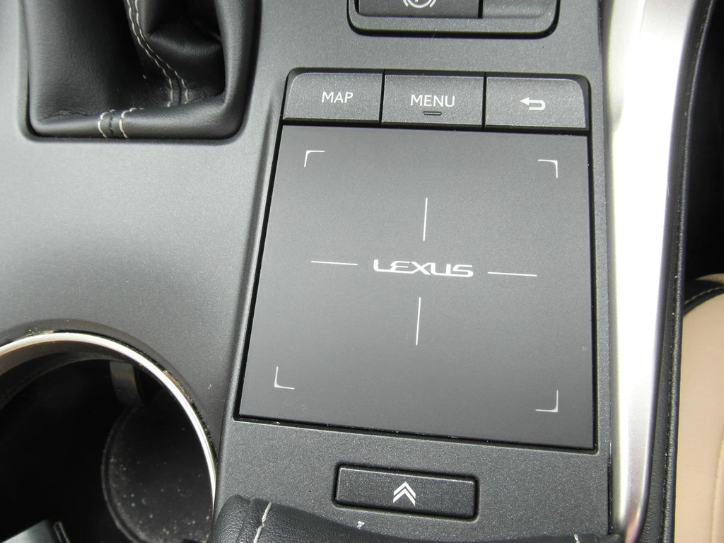 Lexus NX 2.5 300H 195 Bhp White #14