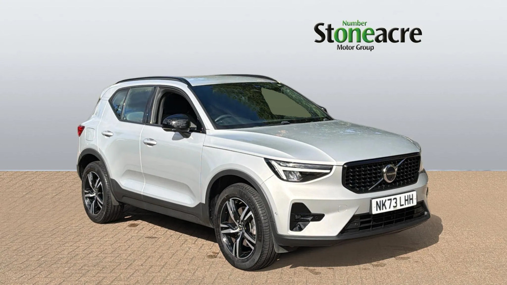 Volvo XC40 2.0 B3p Plus Dark