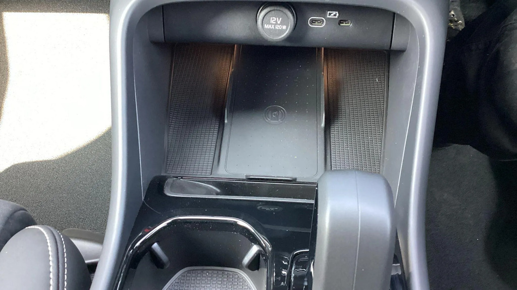 Volvo XC40 2.0 B3p Plus Dark Black #49