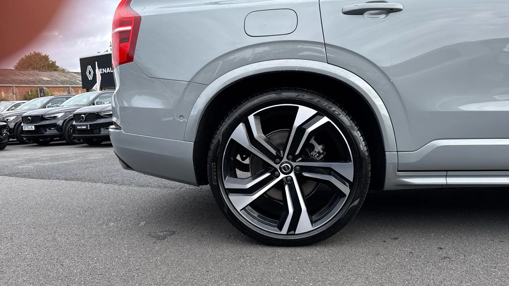 Volvo XC90 Plus Dark B5 235 Hp Black #9