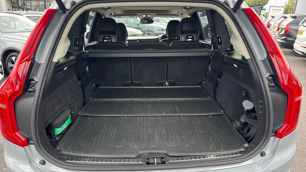 Volvo XC90 Plus Dark B5 235 Hp Black #13