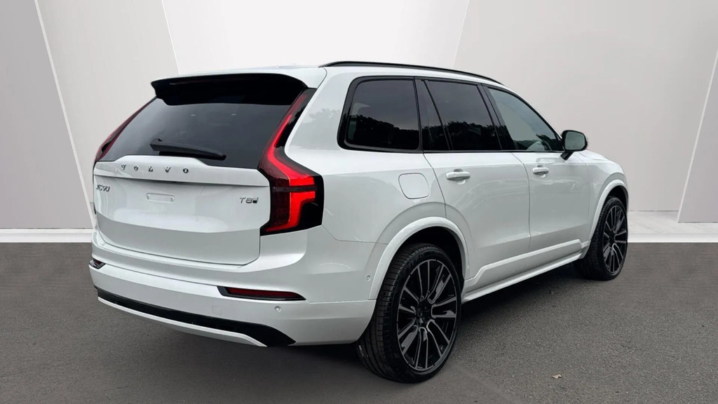 Volvo XC90 Ultra Black #37