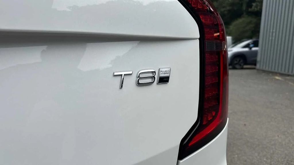 Volvo XC90 Ultra Black #17