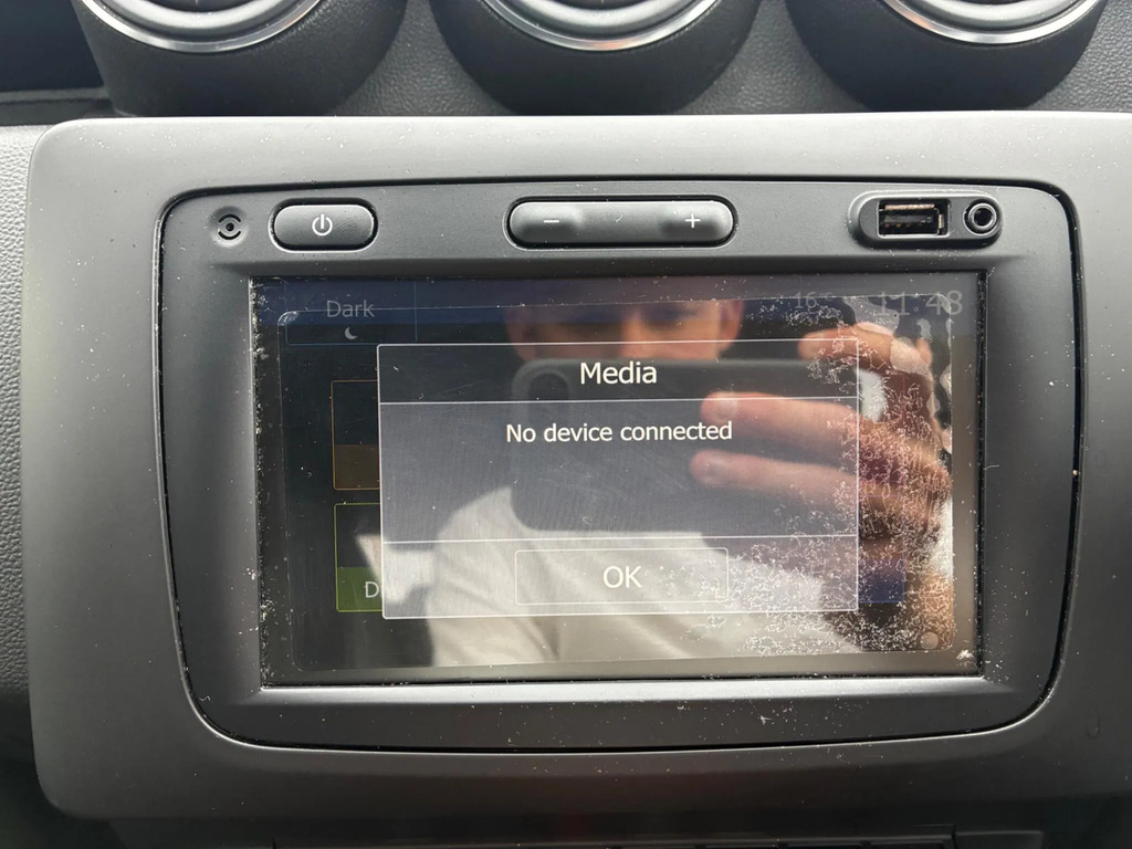 Dacia Duster 1.6 Sce Comfort Euro 6 Ss Black #32