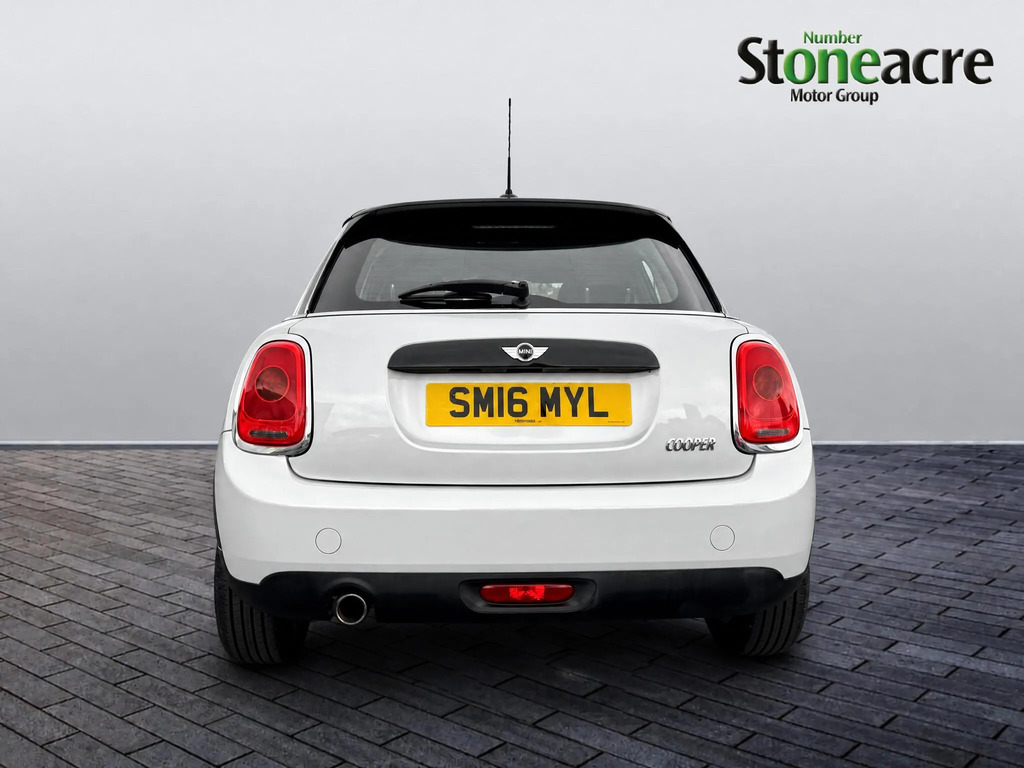 Mini Hatch 1.5 Cooper Euro 6 Ss #3