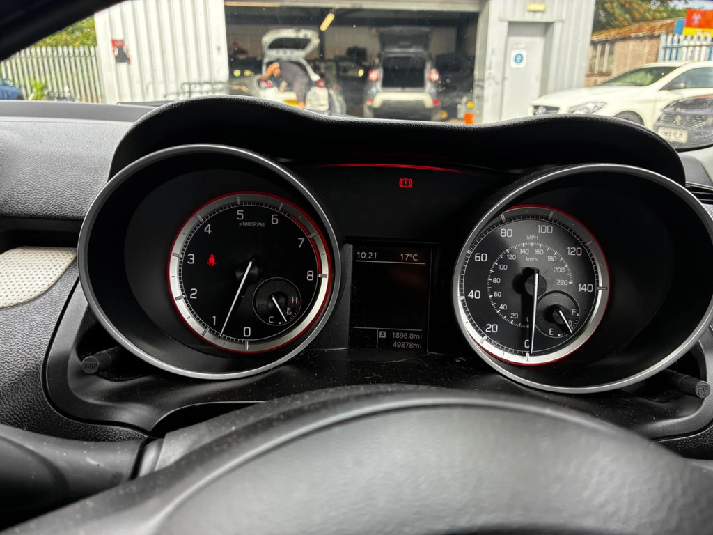 Suzuki Swift Sz-t Dualjet Shvs Red #24