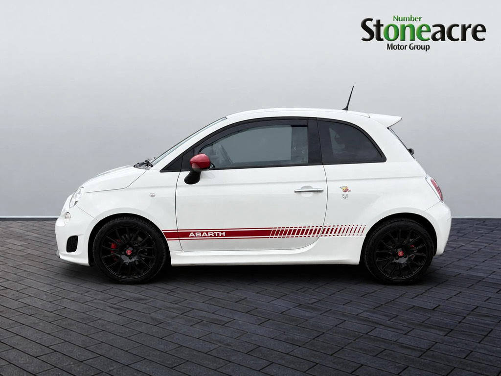 Abarth 595 1.4 T-jet Yamaha Factory Racing Euro 6 White #6