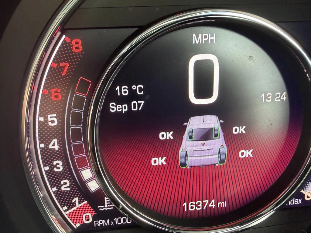 Abarth 595 1.4 T-jet 165 Turismo Black #17