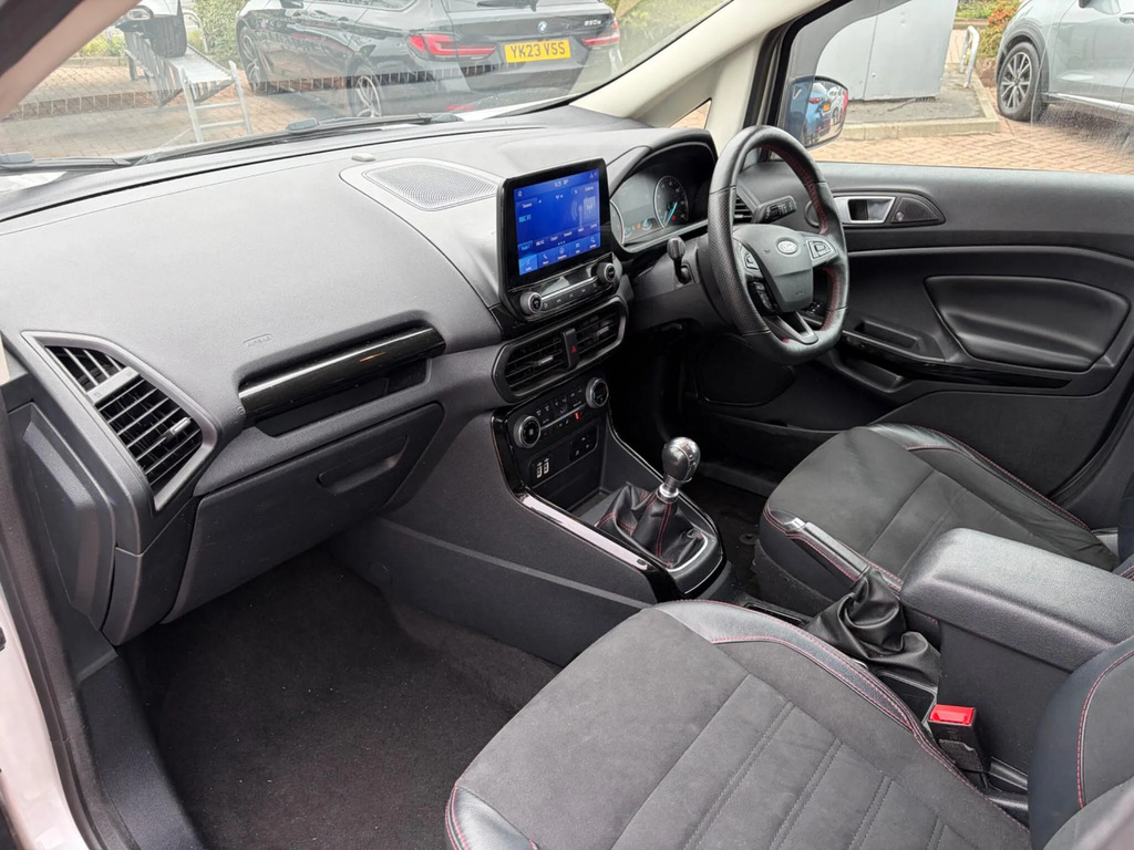 Ford Ecosport Titanium Silver #18