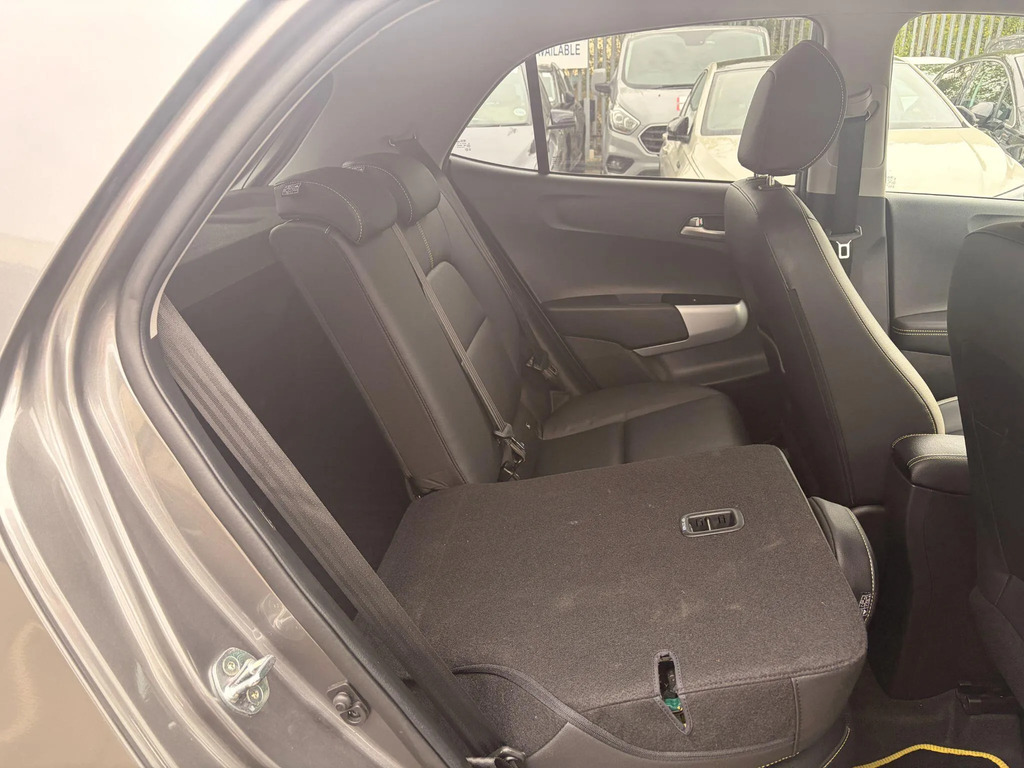 Kia Picanto Picanto 3 Yellow #17