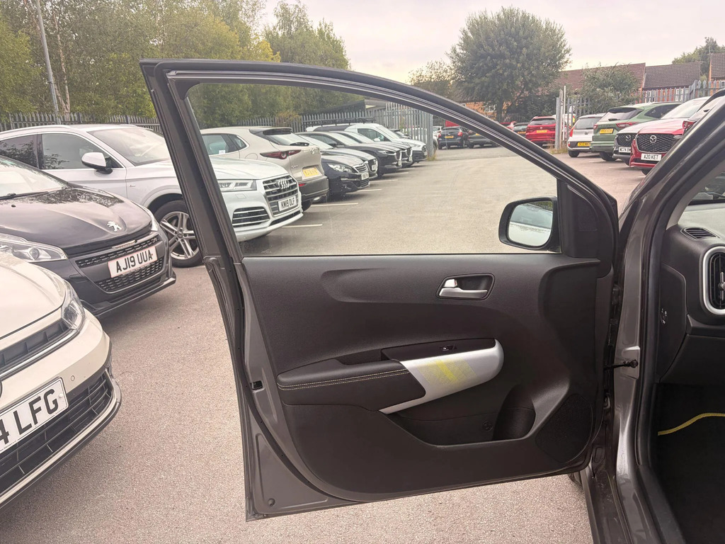 Kia Picanto Picanto 3 Yellow #21