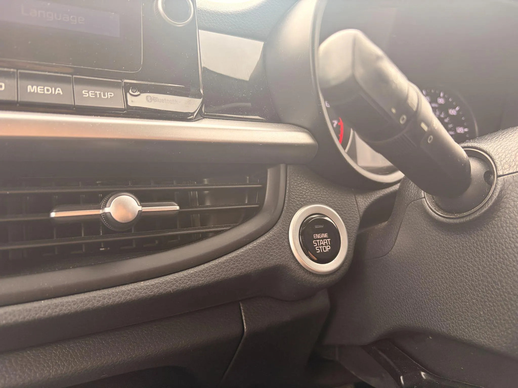 Kia Picanto Picanto 3 Yellow #11