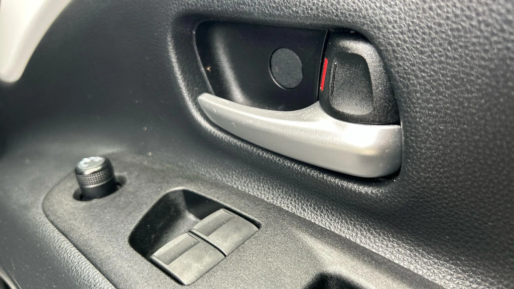 Toyota Aygo X Edge Beige #25