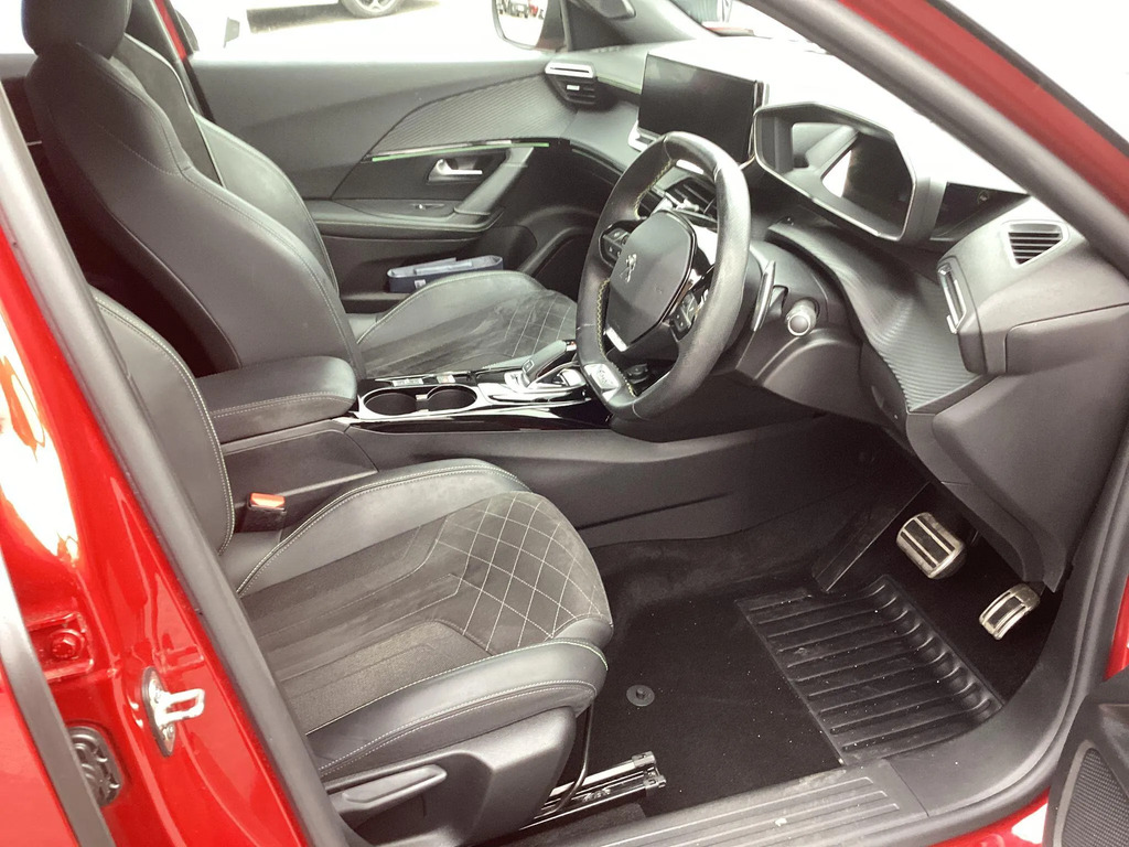 Peugeot 2008 Puretech Ss Allure Grey #7