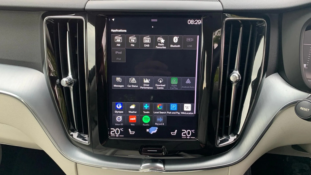 Volvo XC60 Suv #3