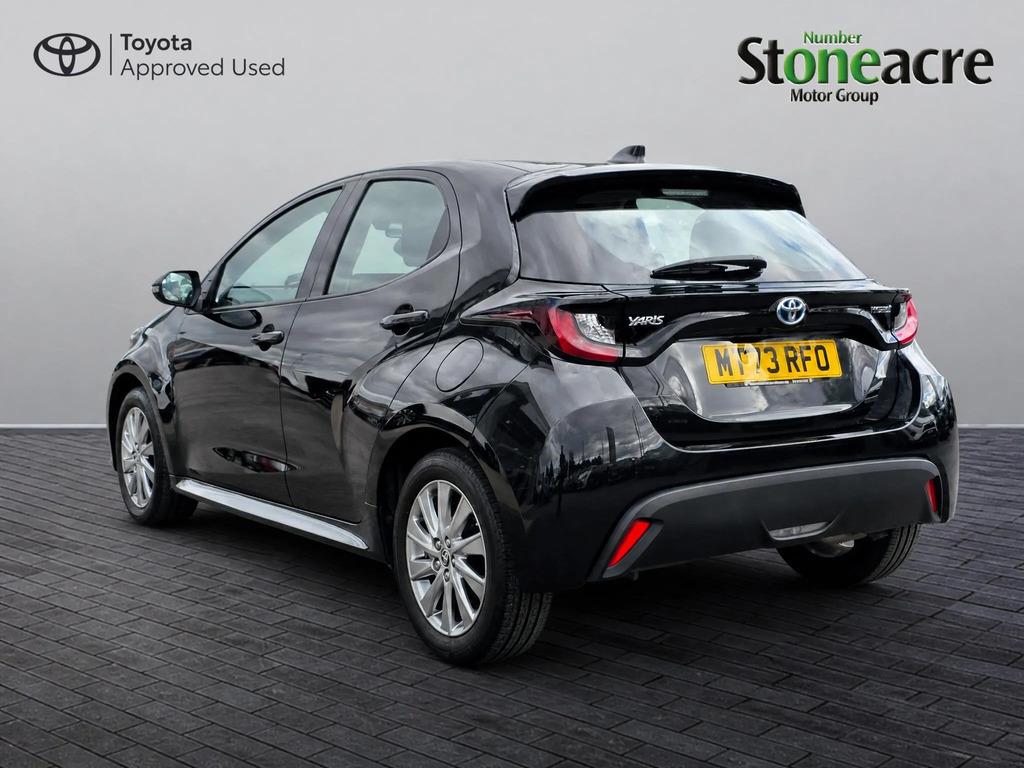 Toyota Yaris 1.5 Hybrid Icon #4