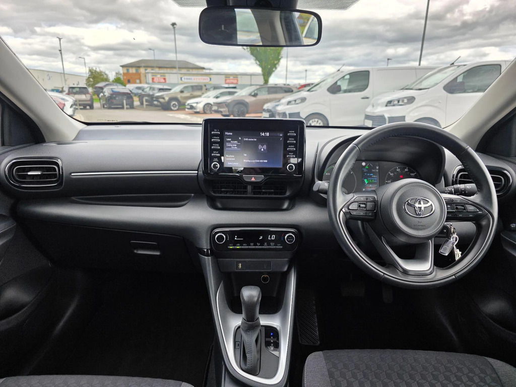 Toyota Yaris 1.5 Hybrid Icon #5
