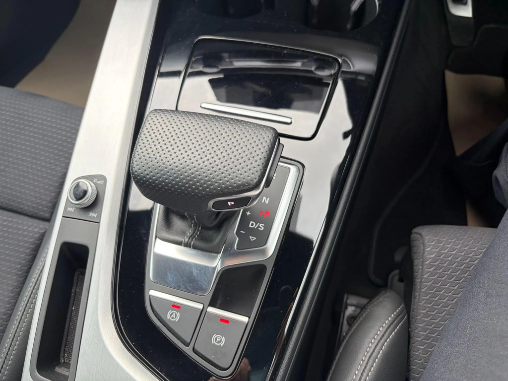 Audi A4 A4 S Line 35 Tfsi Mhev Black #8