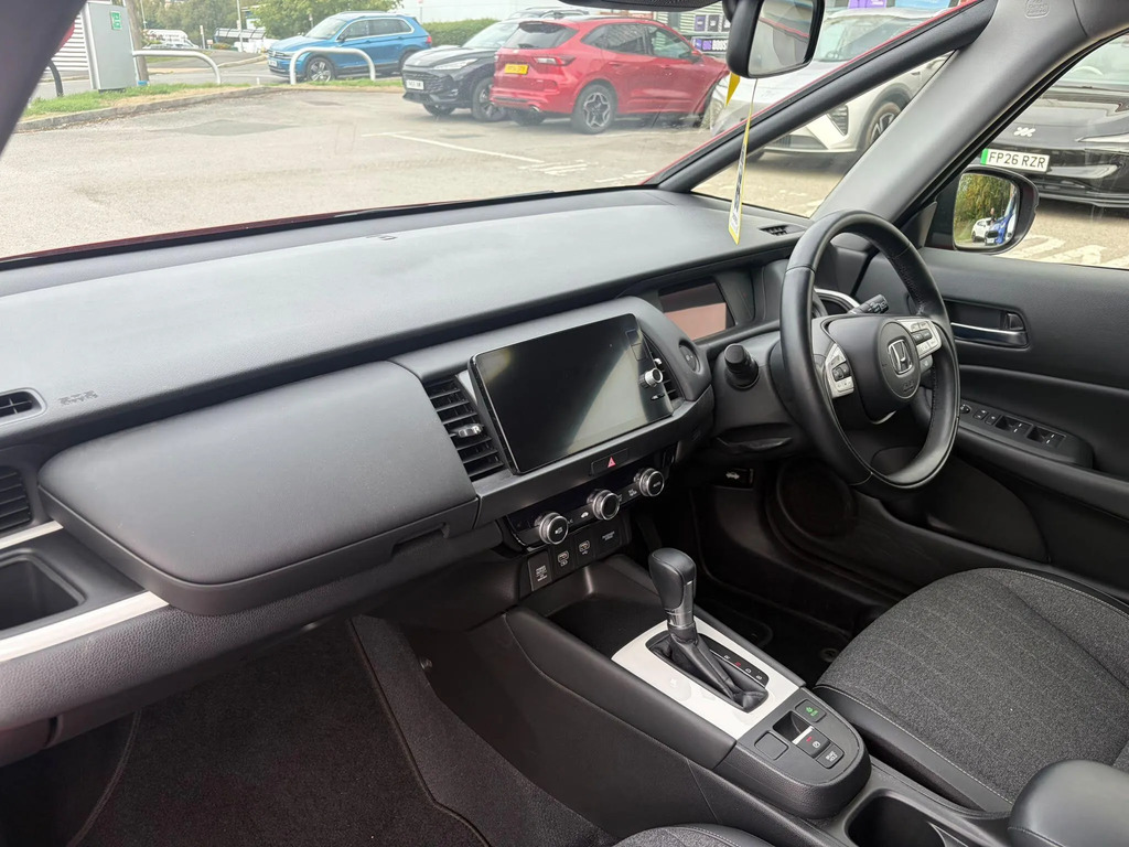 Honda Jazz Hat 1.5 Sr Style Plus Pack Cvt Red #9